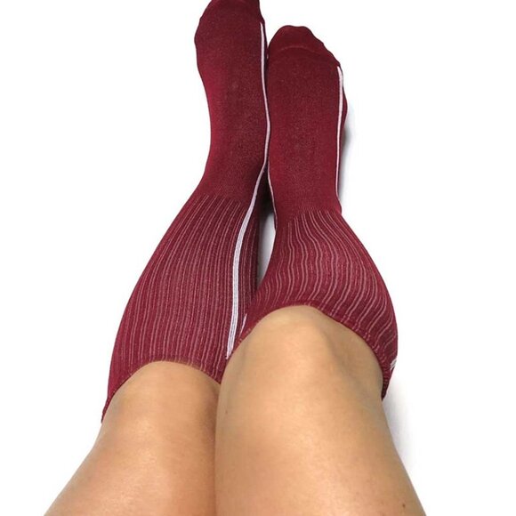 Victoria's Secret PINK Below The Knee Maroon Red NWOT One Size Rare - Picture 2 of 6